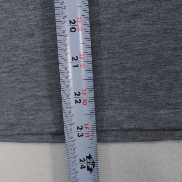 Under Armour t-shirts Women's Large Gray Short Sleeve Solid - Picture 4 of 12